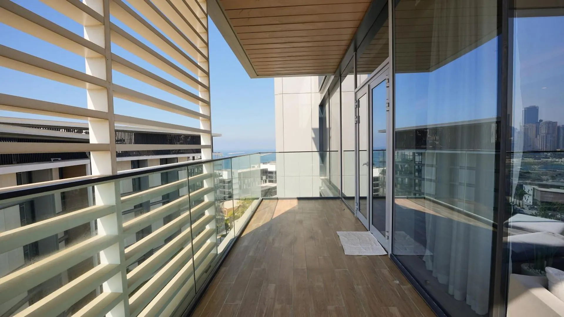 Bluewaters Island- Beautifully Designed 3Br Apartment By Tlre Holiday Homes Dubaj
