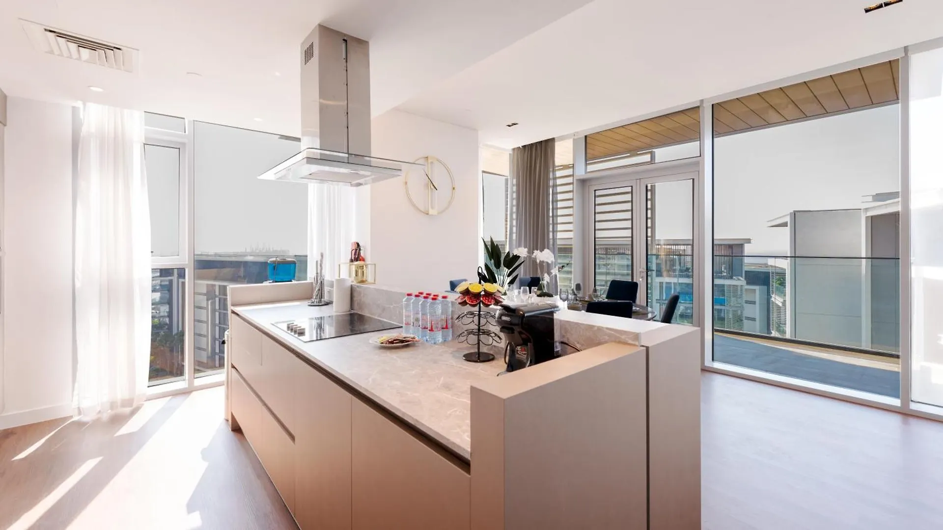 Bluewaters Island- Beautifully Designed 3Br Apartment By Tlre Holiday Homes Dubaj